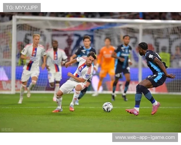 里昂主场迎战马赛巅峰对决激情碰撞谁能笑到最后 里昂主场迎战马赛巅峰对决激情碰撞谁能笑到最后