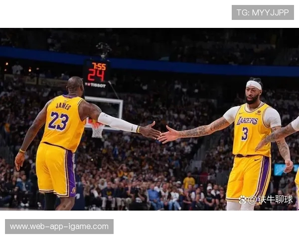 国王强势迎战太阳队巅峰对决胜负悬念引爆全场热血争锋 国王强势迎战太阳队巅峰对决胜负悬念引爆全场热血争锋