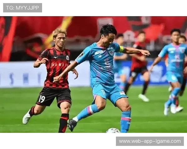 东京绿茵与扎幌岗的激烈对决展现足球魅力与团队精神的碰撞