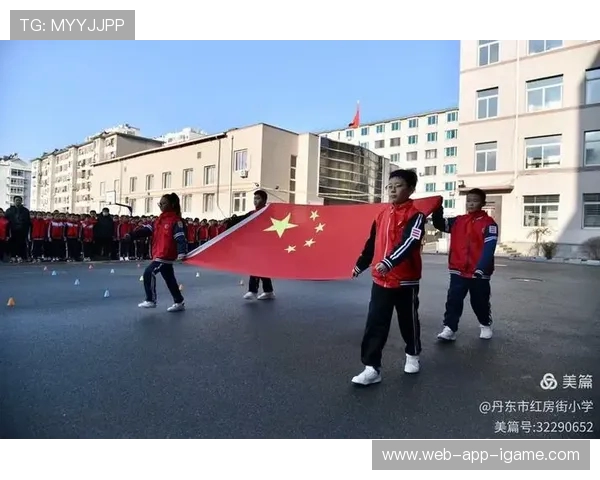 周鹏:从青涩少年到篮球巨星的奋斗历程与荣耀时刻 周鹏:从青涩少年到篮球巨星的奋斗历程与荣耀时刻