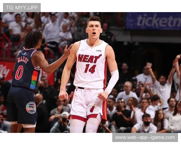 泰勒希罗在NBA赛季中的表现与未来发展潜力分析 泰勒希罗在NBA赛季中的表现与未来发展潜力分析